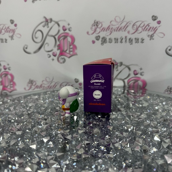 McDonald’s cinnamoroll Hello Kitty x Friends Purple toy new ninja turtles - Picture 3 of 5